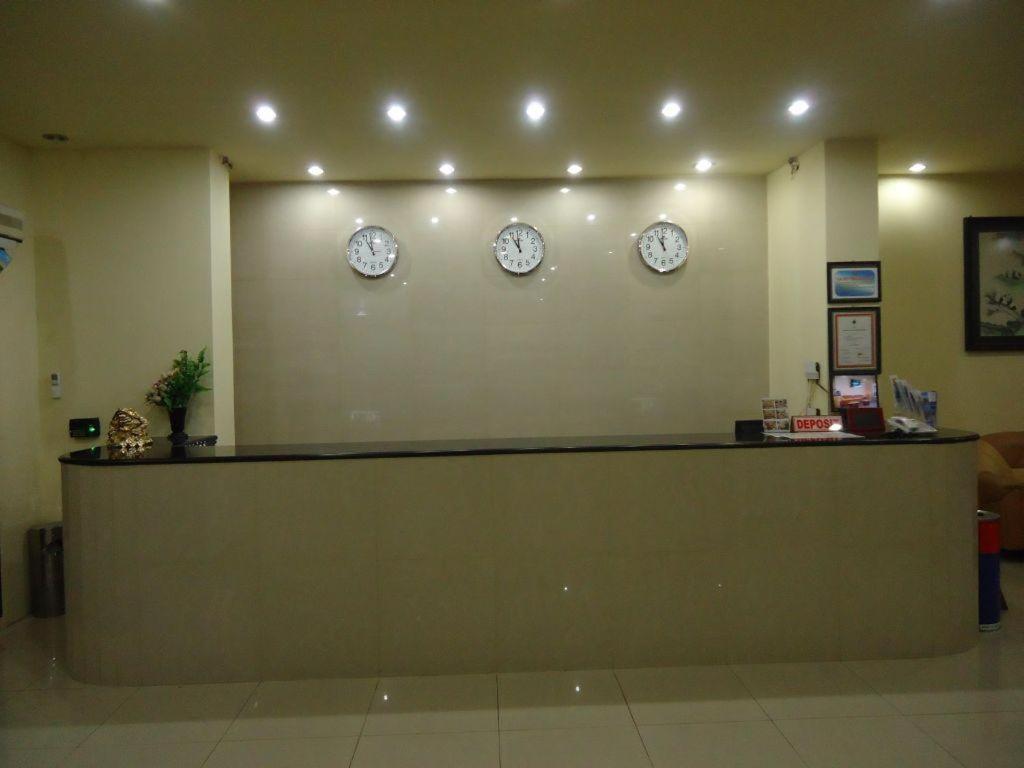 Hotel Makmur Tarakan Exterior photo